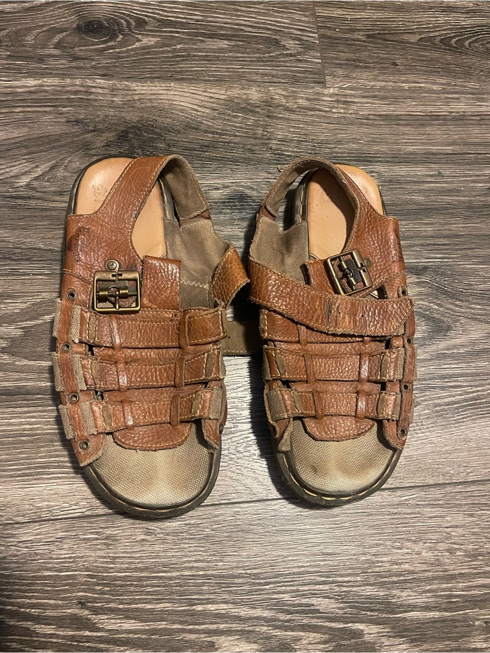 Vintage men’s  Dr. Martens brown leather sandals with buckle detail Size US 11